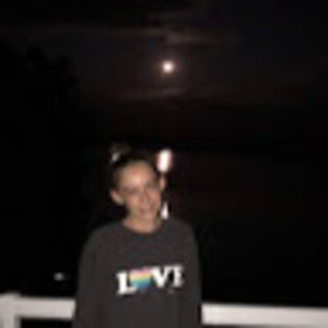 Meet your Posher, Isabel